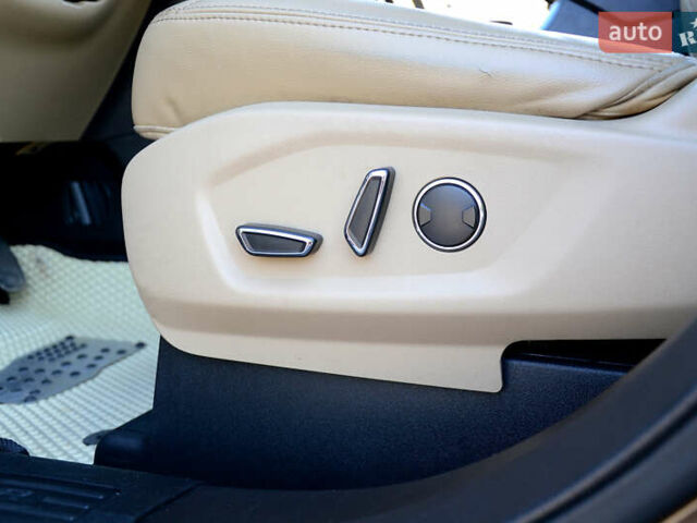 Коричневый Форд Эксплорер, объемом двигателя 3.5 л и пробегом 152 тыс. км за 16000 $, фото 24 на Automoto.ua