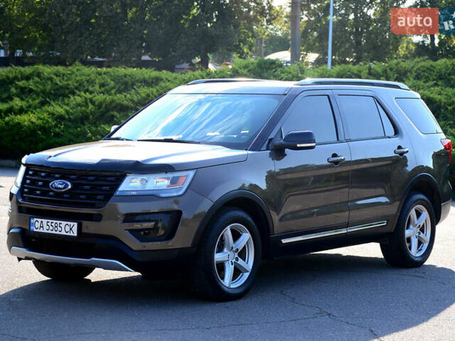 Коричневый Форд Эксплорер, объемом двигателя 3.5 л и пробегом 152 тыс. км за 16000 $, фото 6 на Automoto.ua