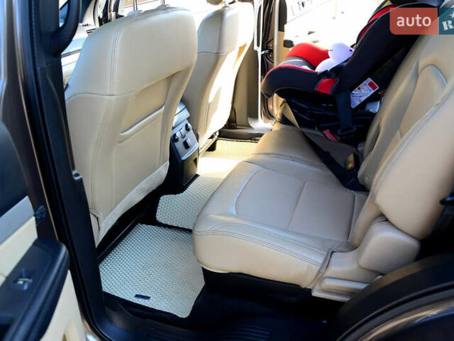 Коричневый Форд Эксплорер, объемом двигателя 3.5 л и пробегом 152 тыс. км за 16000 $, фото 27 на Automoto.ua