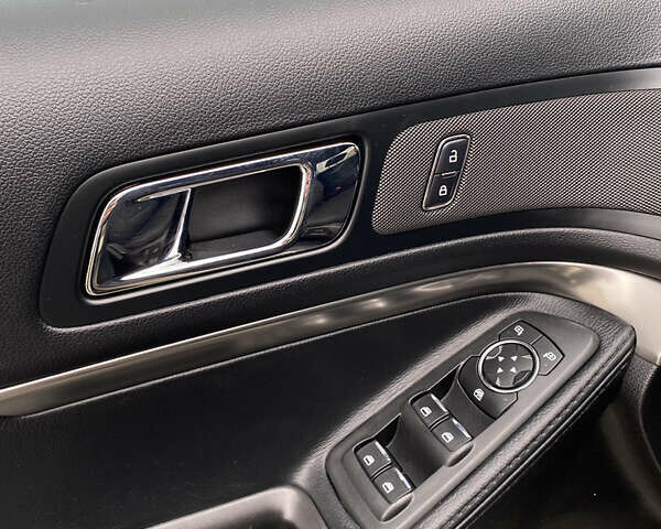 Форд Эксплорер 2017 в Киеве на Automoto.ua Коричневый Форд Эксплорер, объемом двигателя 3.7 л и пробегом 217 тыс. км за 21600 $, фото 50 на Automoto.ua