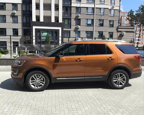 Коричневий Форд Експлорер, об'ємом двигуна 3.5 л та пробігом 136 тис. км за 18800 $, фото 2 на Automoto.ua