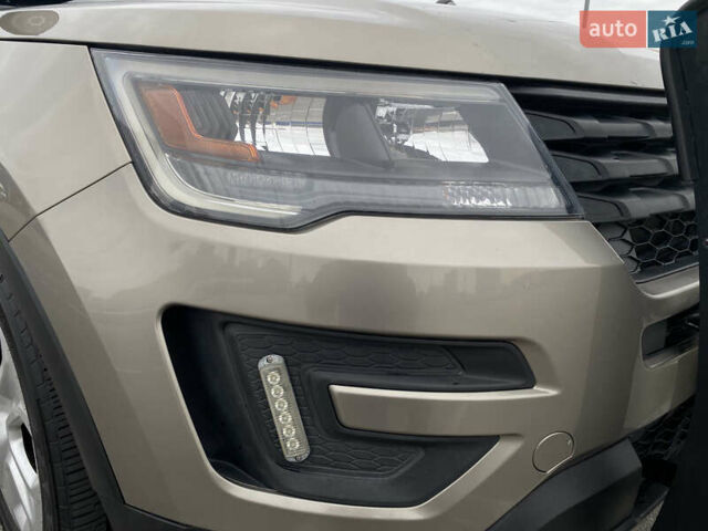 Форд Эксплорер 2017 в Киеве на Automoto.ua Коричневый Форд Эксплорер, объемом двигателя 3.7 л и пробегом 217 тыс. км за 21600 $, фото 11 на Automoto.ua