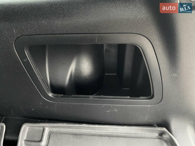 Форд Эксплорер 2017 в Киеве на Automoto.ua Коричневый Форд Эксплорер, объемом двигателя 3.7 л и пробегом 217 тыс. км за 21600 $, фото 25 на Automoto.ua