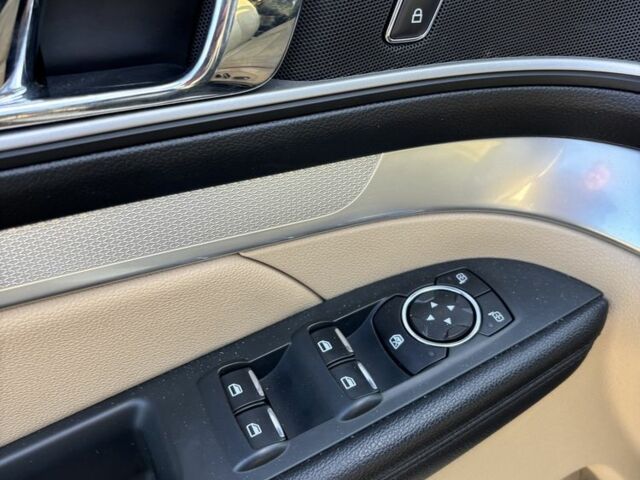 Коричневый Форд Эксплорер, объемом двигателя 3.5 л и пробегом 140 тыс. км за 19000 $, фото 5 на Automoto.ua