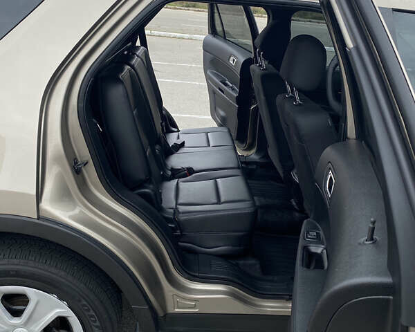 Форд Эксплорер 2017 в Киеве на Automoto.ua Коричневый Форд Эксплорер, объемом двигателя 3.7 л и пробегом 217 тыс. км за 21600 $, фото 35 на Automoto.ua