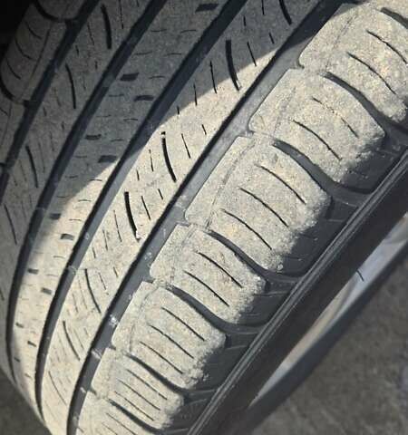 Коричневый Форд Эксплорер, объемом двигателя 3.5 л и пробегом 140 тыс. км за 19000 $, фото 3 на Automoto.ua