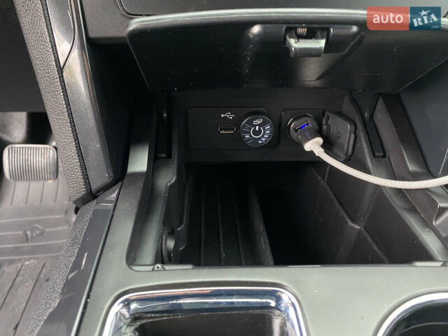 Форд Эксплорер 2017 в Киеве на Automoto.ua Коричневый Форд Эксплорер, объемом двигателя 3.7 л и пробегом 217 тыс. км за 21600 $, фото 48 на Automoto.ua