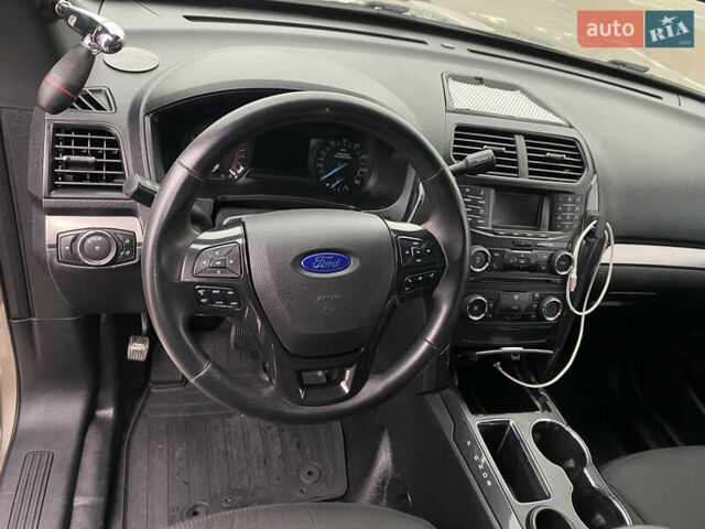 Форд Эксплорер 2017 в Киеве на Automoto.ua Коричневый Форд Эксплорер, объемом двигателя 3.7 л и пробегом 217 тыс. км за 21600 $, фото 42 на Automoto.ua