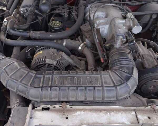 Красный Форд Эксплорер, объемом двигателя 0 л и пробегом 340 тыс. км за 1800 $, фото 9 на Automoto.ua