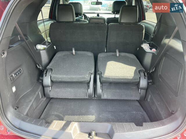 Красный Форд Эксплорер, объемом двигателя 3.5 л и пробегом 284 тыс. км за 14900 $, фото 20 на Automoto.ua