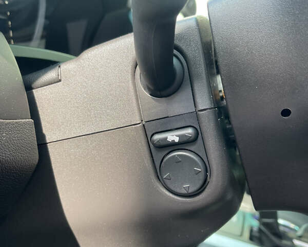 Красный Форд Эксплорер, объемом двигателя 3.5 л и пробегом 284 тыс. км за 14900 $, фото 39 на Automoto.ua