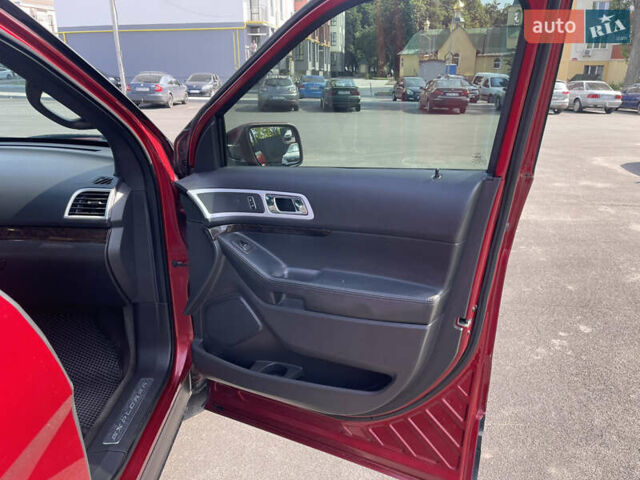 Красный Форд Эксплорер, объемом двигателя 3.5 л и пробегом 284 тыс. км за 14900 $, фото 15 на Automoto.ua