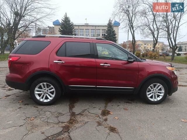 Красный Форд Эксплорер, объемом двигателя 3.5 л и пробегом 300 тыс. км за 14000 $, фото 6 на Automoto.ua