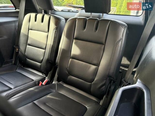 Красный Форд Эксплорер, объемом двигателя 3.5 л и пробегом 149 тыс. км за 15800 $, фото 19 на Automoto.ua