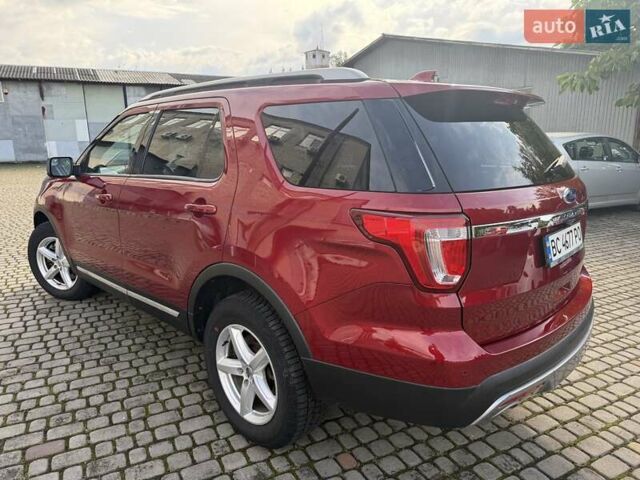 Красный Форд Эксплорер, объемом двигателя 3.5 л и пробегом 149 тыс. км за 15800 $, фото 4 на Automoto.ua