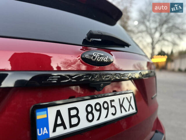 Красный Форд Эксплорер, объемом двигателя 3.5 л и пробегом 227 тыс. км за 16300 $, фото 8 на Automoto.ua