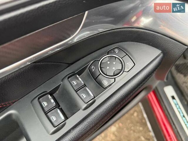 Красный Форд Эксплорер, объемом двигателя 3.5 л и пробегом 143 тыс. км за 17990 $, фото 14 на Automoto.ua