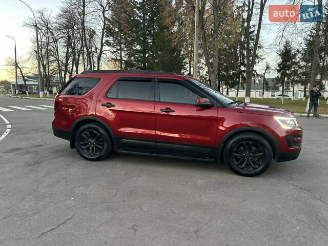 Красный Форд Эксплорер, объемом двигателя 3.5 л и пробегом 227 тыс. км за 16300 $, фото 23 на Automoto.ua