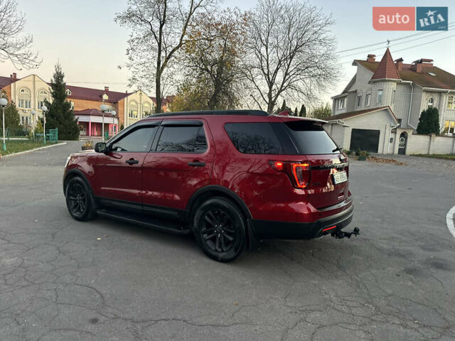 Красный Форд Эксплорер, объемом двигателя 3.5 л и пробегом 227 тыс. км за 16300 $, фото 25 на Automoto.ua