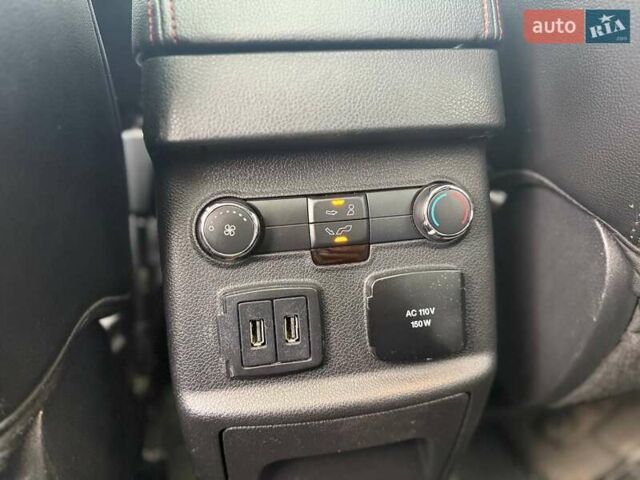 Красный Форд Эксплорер, объемом двигателя 3.5 л и пробегом 143 тыс. км за 17990 $, фото 25 на Automoto.ua