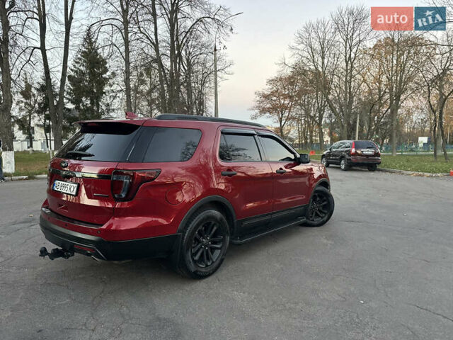 Красный Форд Эксплорер, объемом двигателя 3.5 л и пробегом 227 тыс. км за 16300 $, фото 20 на Automoto.ua