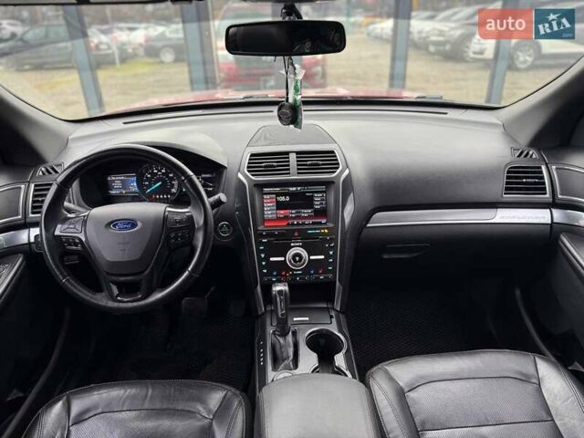 Красный Форд Эксплорер, объемом двигателя 3.5 л и пробегом 143 тыс. км за 17990 $, фото 28 на Automoto.ua