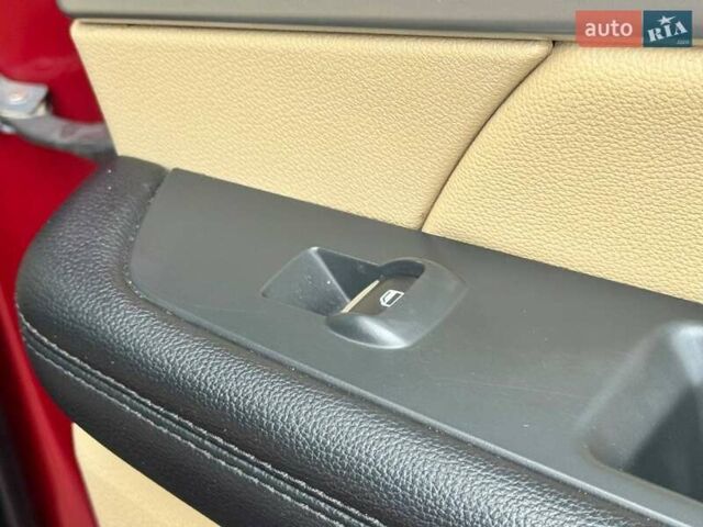 Красный Форд Эксплорер, объемом двигателя 3.5 л и пробегом 136 тыс. км за 19500 $, фото 44 на Automoto.ua