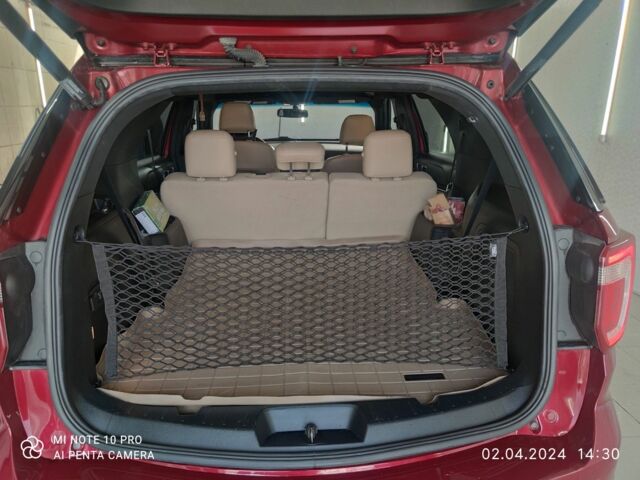 Форд Эксплорер 2017 в Обухове на Automoto.ua Красный Форд Эксплорер, объемом двигателя 2.3 л и пробегом 119 тыс. км за 19499 $, фото 2 на Automoto.ua