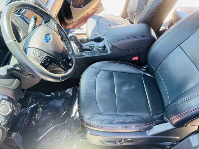 Красный Форд Эксплорер, объемом двигателя 3.5 л и пробегом 40 тыс. км за 11000 $, фото 8 на Automoto.ua