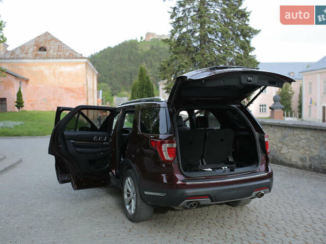 Форд Эксплорер 2018 в Кременце на Automoto.ua Красный Форд Эксплорер, объемом двигателя 3.5 л и пробегом 119 тыс. км за 26800 $, фото 28 на Automoto.ua