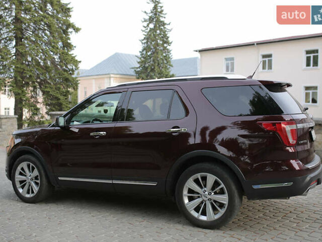 Форд Эксплорер 2018 в Кременце на Automoto.ua Красный Форд Эксплорер, объемом двигателя 3.5 л и пробегом 119 тыс. км за 26800 $, фото 3 на Automoto.ua