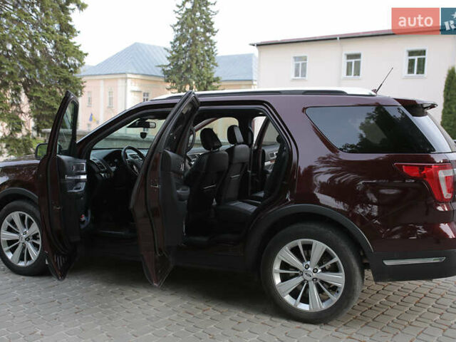 Форд Эксплорер 2018 в Кременце на Automoto.ua Красный Форд Эксплорер, объемом двигателя 3.5 л и пробегом 119 тыс. км за 26800 $, фото 18 на Automoto.ua