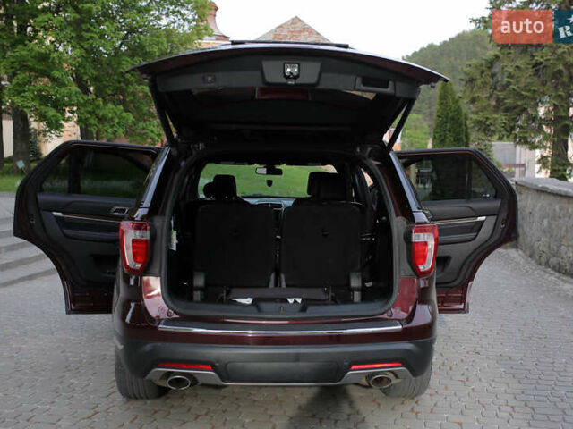 Форд Эксплорер 2018 в Кременце на Automoto.ua Красный Форд Эксплорер, объемом двигателя 3.5 л и пробегом 119 тыс. км за 26800 $, фото 31 на Automoto.ua