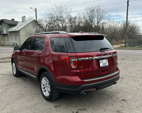 Красный Форд Эксплорер, объемом двигателя 2.26 л и пробегом 64 тыс. км за 21900 $, фото 9 на Automoto.ua