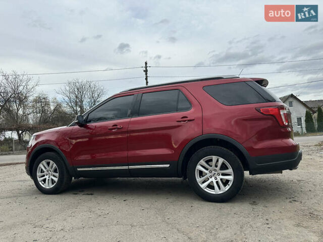 Красный Форд Эксплорер, объемом двигателя 2.26 л и пробегом 64 тыс. км за 21900 $, фото 5 на Automoto.ua