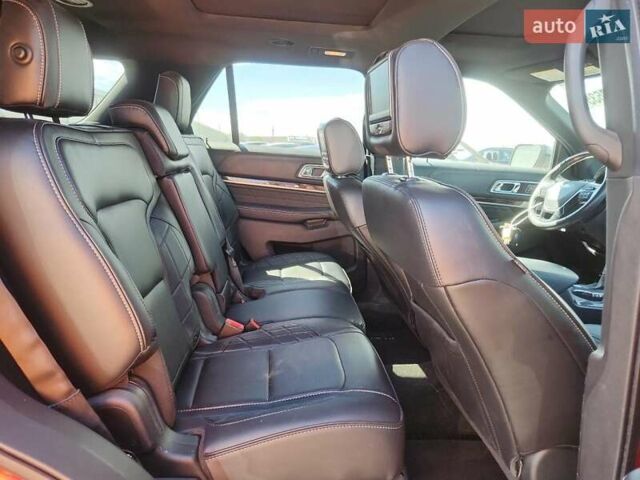 Красный Форд Эксплорер, объемом двигателя 0 л и пробегом 132 тыс. км за 4900 $, фото 10 на Automoto.ua