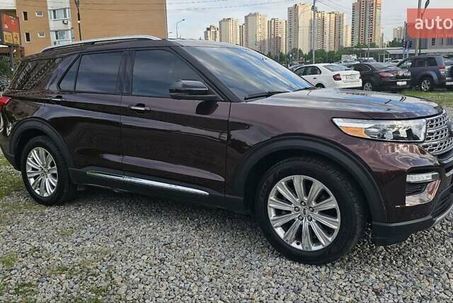 Червоний Форд Експлорер, об'ємом двигуна 2.3 л та пробігом 109 тис. км за 27005 $, фото 16 на Automoto.ua