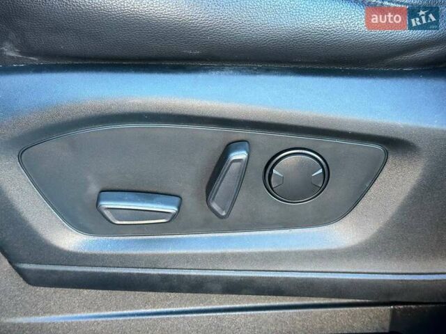 Форд Експлорер 2021 у Луцьку на Automoto.ua Червоний Форд Експлорер, об'ємом двигуна 2.26 л та пробігом 158 тис. км за 24000 $, фото 15 на Automoto.ua