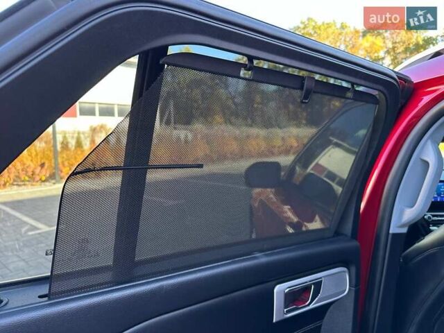 Форд Експлорер 2021 у Луцьку на Automoto.ua Червоний Форд Експлорер, об'ємом двигуна 2.26 л та пробігом 158 тис. км за 24000 $, фото 32 на Automoto.ua