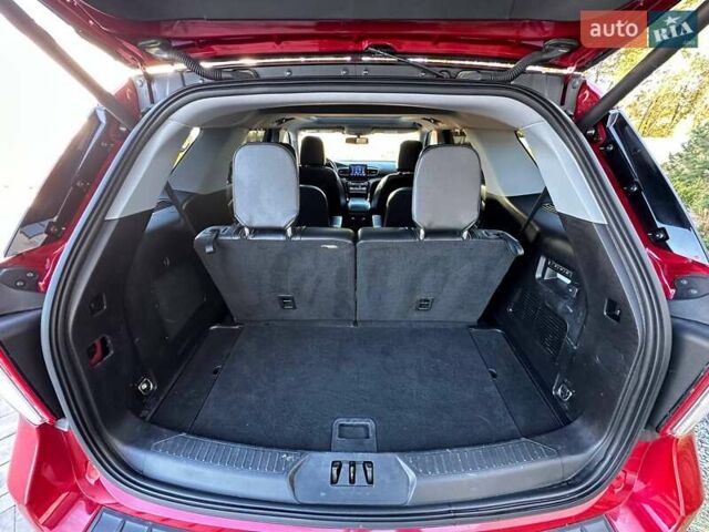 Форд Експлорер 2021 у Луцьку на Automoto.ua Червоний Форд Експлорер, об'ємом двигуна 2.26 л та пробігом 158 тис. км за 24000 $, фото 34 на Automoto.ua