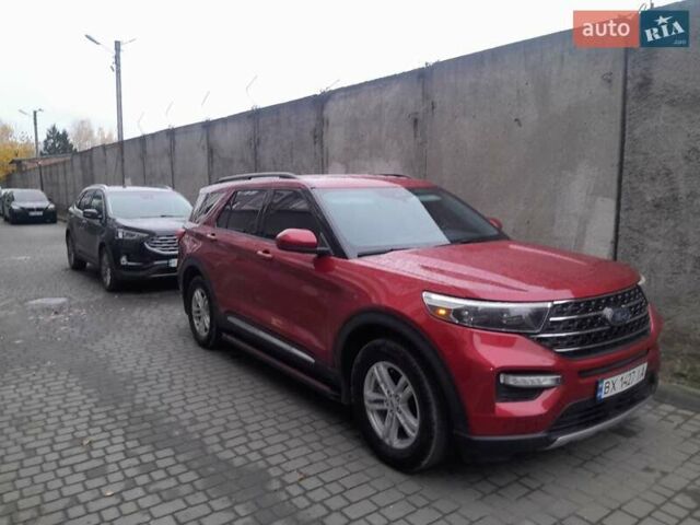 Красный Форд Эксплорер, объемом двигателя 2.26 л и пробегом 44 тыс. км за 27200 $, фото 1 на Automoto.ua