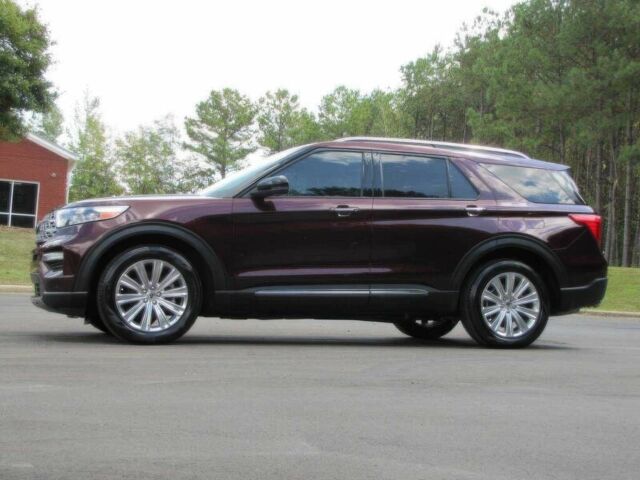 Красный Форд Эксплорер, объемом двигателя 2.3 л и пробегом 15 тыс. км за 16900 $, фото 2 на Automoto.ua