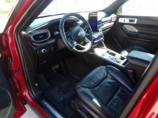 Форд Эксплорер 2022 в Львове на Automoto.ua Красный Форд Эксплорер, объемом двигателя 3 л и пробегом 26 тыс. км за 16000 $, фото 8 на Automoto.ua