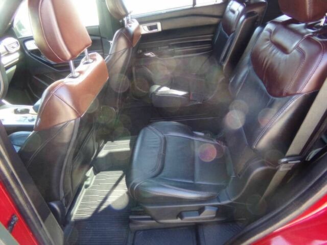 Форд Эксплорер 2022 в Львове на Automoto.ua Красный Форд Эксплорер, объемом двигателя 3 л и пробегом 26 тыс. км за 16000 $, фото 10 на Automoto.ua