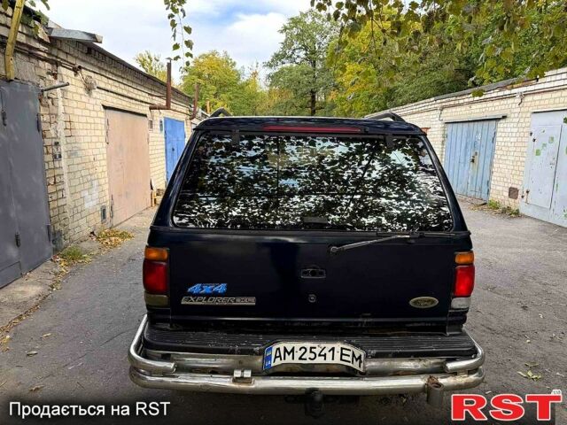 Форд Эксплорер, объемом двигателя 4 л и пробегом 0 тыс. км за 2800 $, фото 3 на Automoto.ua
