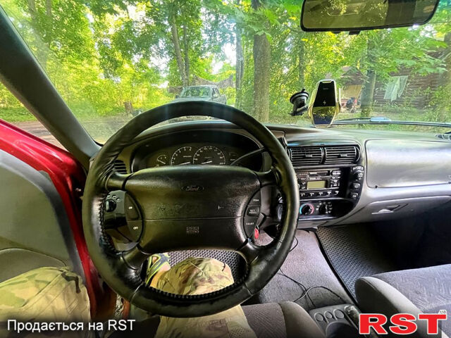 Форд Эксплорер, объемом двигателя 4 л и пробегом 250 тыс. км за 5400 $, фото 6 на Automoto.ua