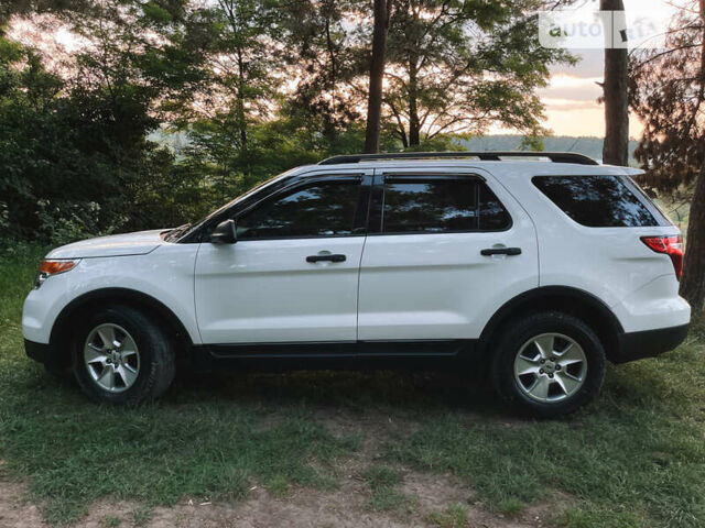 Форд Експлорер, об'ємом двигуна 2 л та пробігом 290 тис. км за 14700 $, фото 4 на Automoto.ua