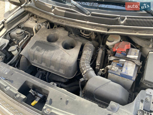 Форд Эксплорер, объемом двигателя 2 л и пробегом 256 тыс. км за 10350 $, фото 5 на Automoto.ua