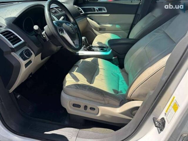 Форд Эксплорер, объемом двигателя 3.5 л и пробегом 171 тыс. км за 11100 $, фото 9 на Automoto.ua