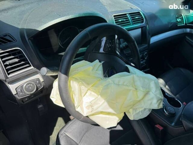 Форд Эксплорер, объемом двигателя 3.5 л и пробегом 255 тыс. км за 10100 $, фото 15 на Automoto.ua